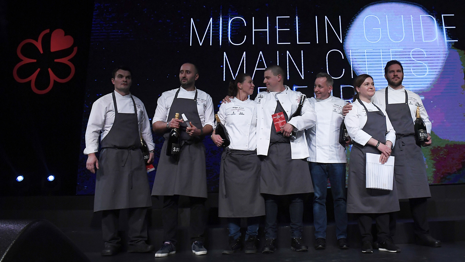 Onyx-Restaurant-Etterem-Ket-Michelin-Csillag-Budapest-2018-Marcius-Varkert-Bazar-CsodalatosMagyarorszag