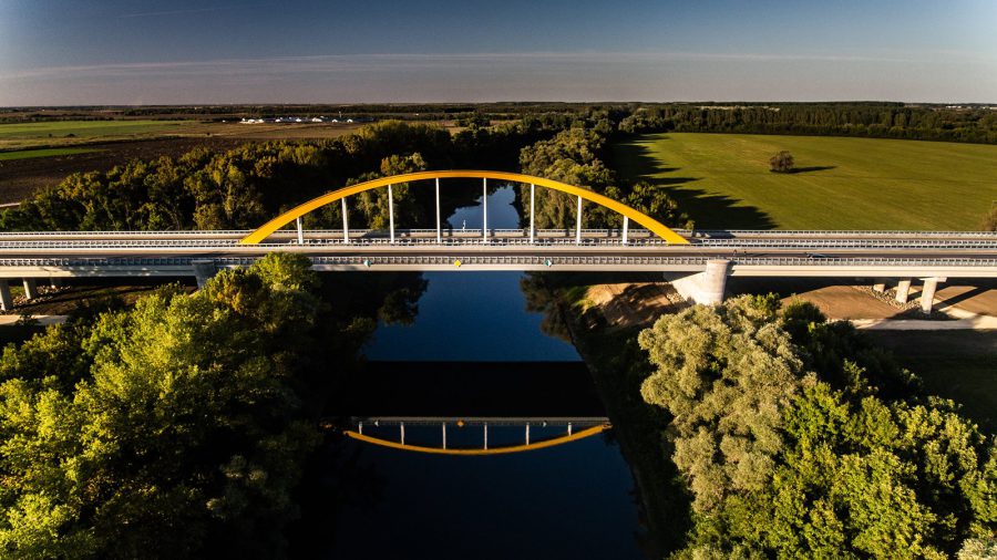 Fél órával gyorsabban érhetünk Békéscsabára Budapestről