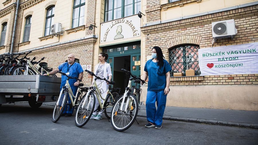 550 kerékpárt ajánlottak fel használatra egészségügyi dolgozóknak