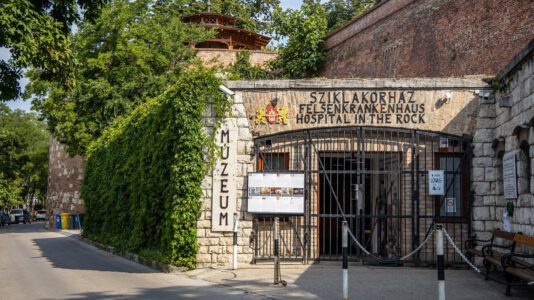 Sziklakórház Atombunker Múzeum Budapest