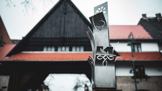 Egyedülálló közösségi alkotás révén ismerhető meg a műemlék védett Wekerletelep