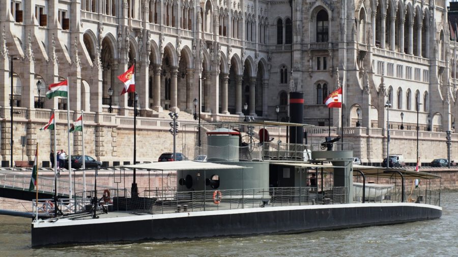 Az Országháznál újra látogatható a Lajta Múzeumhajó