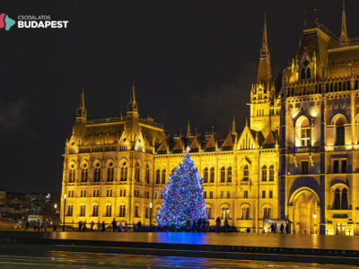 16000 izzóval pompázik az Ország Karácsonyfája a Kossuth téren
