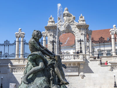 Újra csobognak a Budavári Palotanegyed díszkútjai