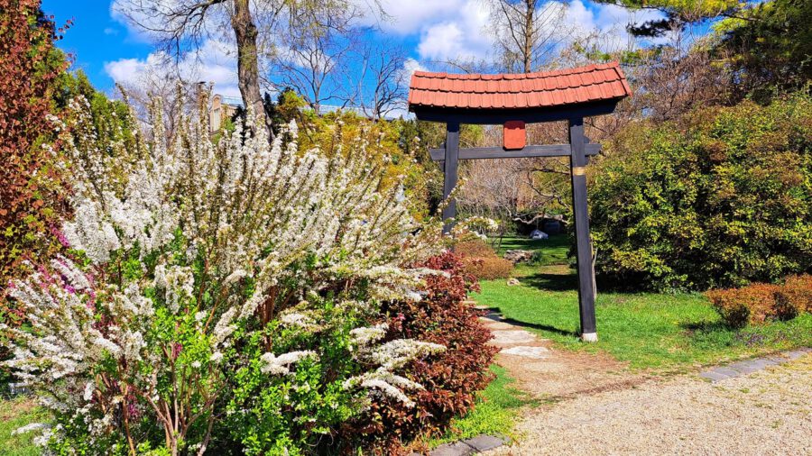 Zuglói Japánkert, ahol Takamacu herceg, a japán császári család tagja is járt