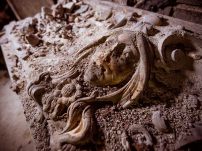 A Budavári Palota különleges kandallóinak maradványait tárták fel