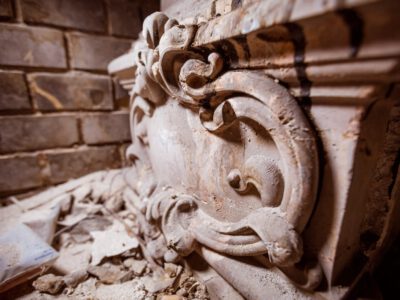 A Budavári Palota különleges kandallóinak maradványait tárták fel