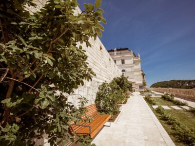 A Budavári Palotanegyed édenkertje, az újonnan kialakított Török kert