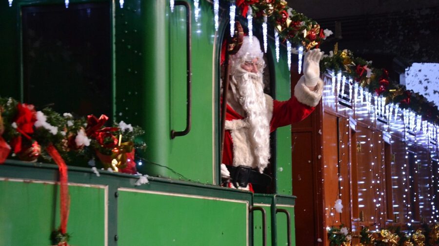 Szezonzáró a Mikulással a Vasúttörténeti Parkban 2022