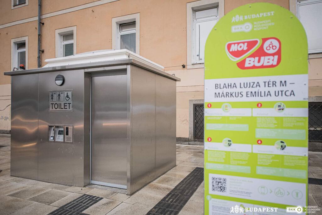 Átadták a felújított Blaha Lujza teret