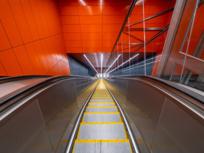 Átadták a felújított Deák Ferenc tér és Ferenciek tere metróállmást