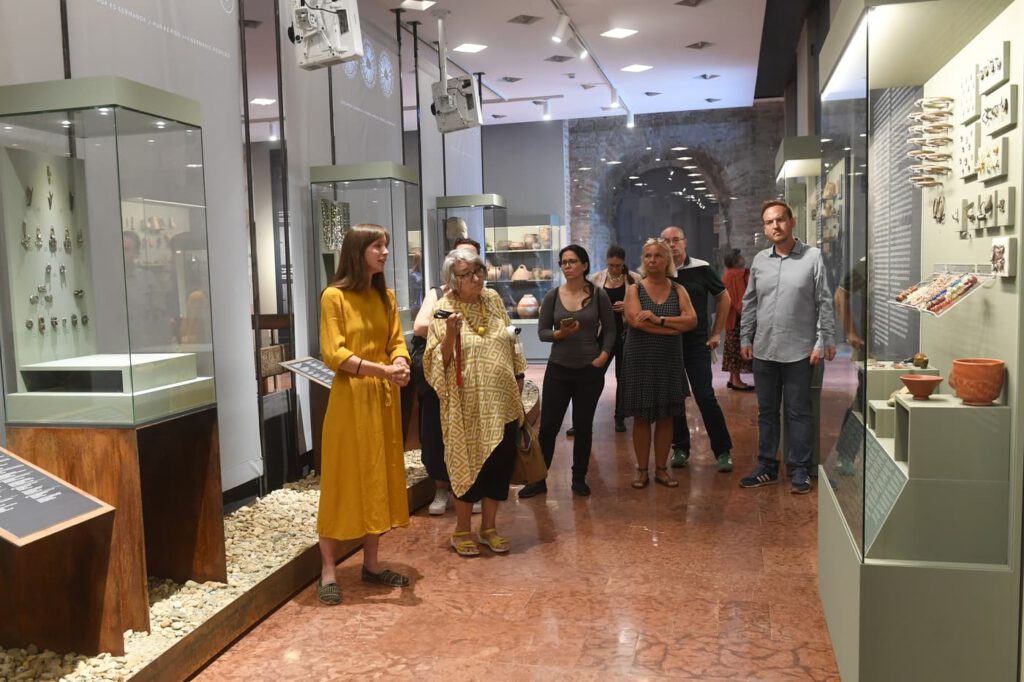 Új kiállítás nyílt a Vármúzeumban a Gyűjtögetőktől a honfoglalókig Budapest földjén címmel