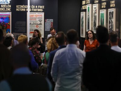 Minden idők focija: Futball- és kultúrtörténeti kiállítás nyílt a Budavári Palotanegyedben