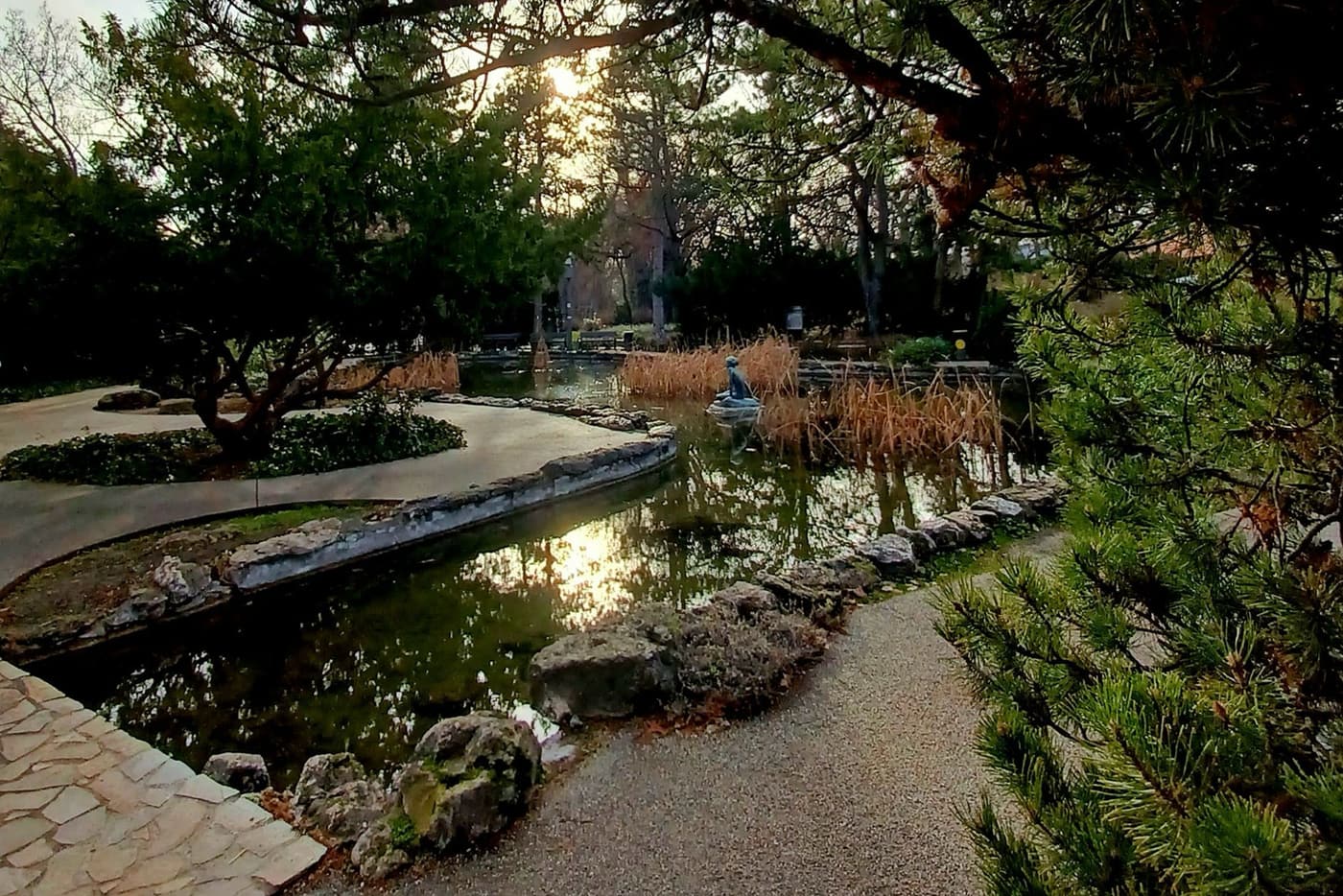 Téli harmónia a Margit-sziget Japánkertjében