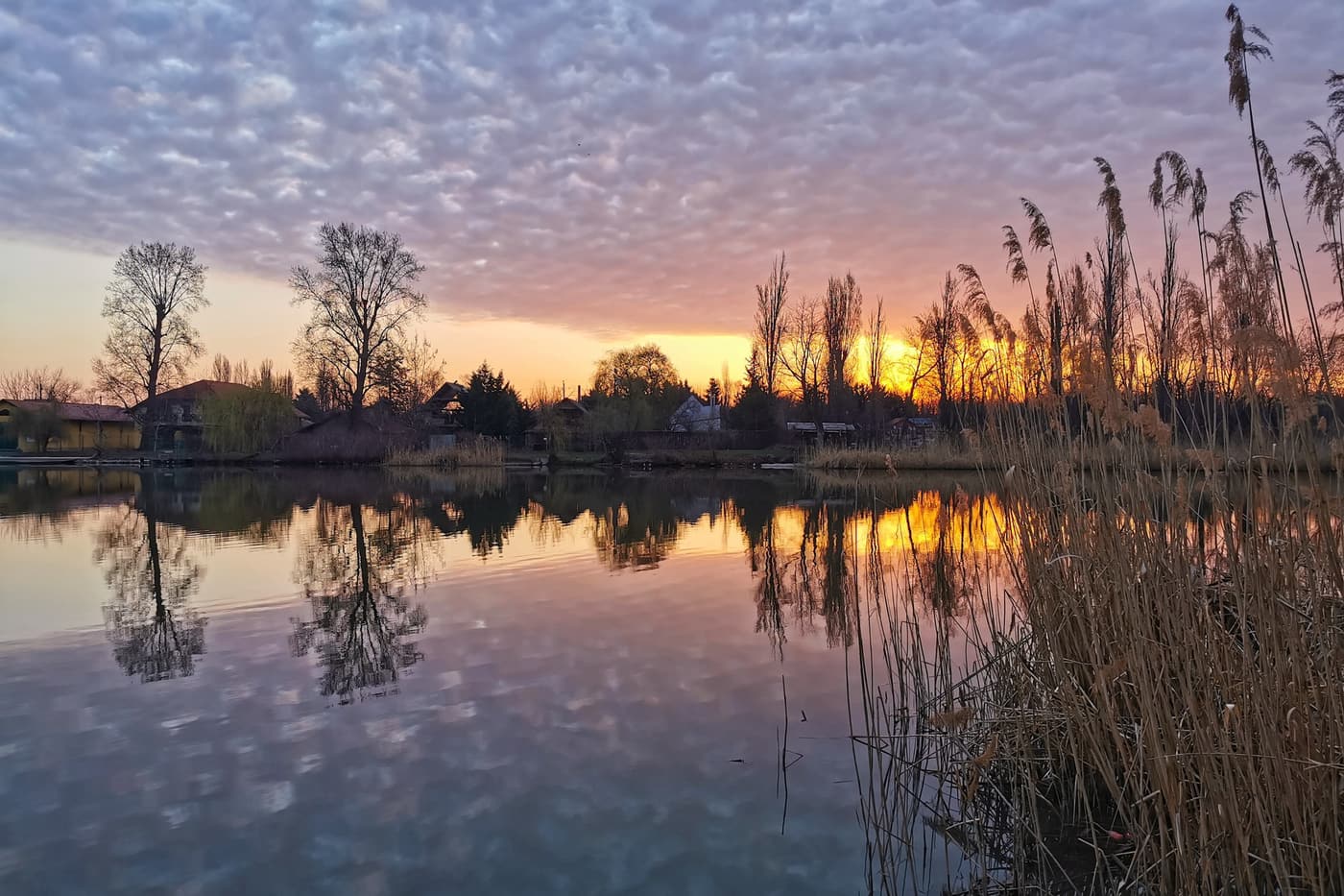Reggeli fények Csepel felett – a Darudombtól a Duna tükréig
