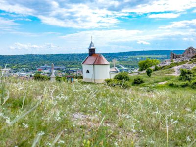 Kő-hegy – rövid séta nagy élménnyel Budaörs fölé