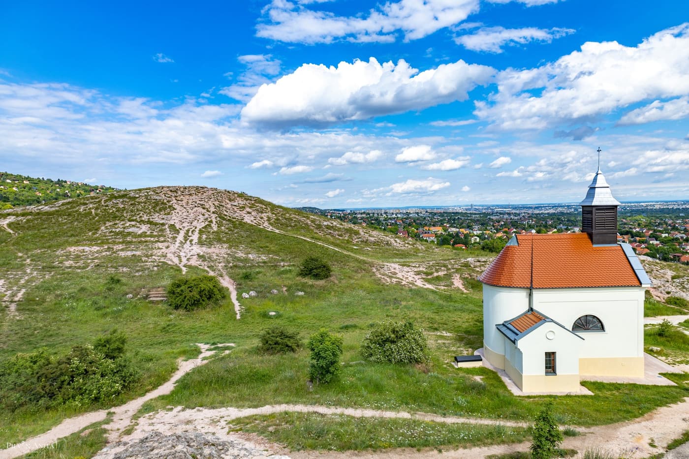 Kő-hegy – rövid séta nagy élménnyel Budaörs fölé