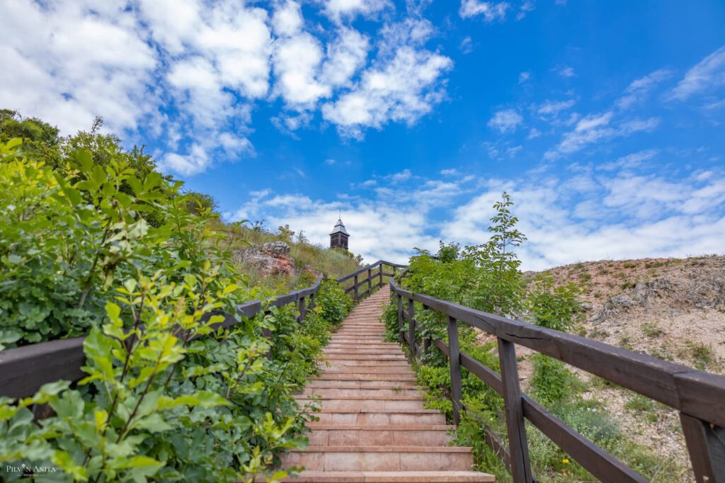 Kő-hegy – rövid séta nagy élménnyel Budaörs fölé