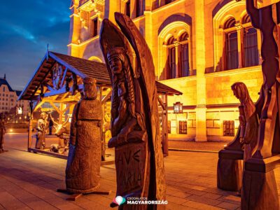 2500 méternyi fényfüzér és 16 ezer LED ragyog az Ország Karácsonyfáján