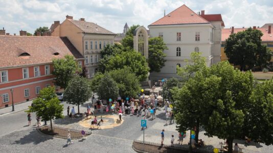 Irodalmi programok és koncertek a Budavári Könyvünnepen szeptember 4. és 6. között